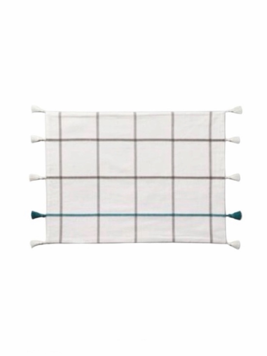 Hearth & Hand Other - Hearth & Hand Windowpane Plaid Tassel Placemats - Set of 5